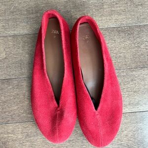 Zara Women's Vibrant Red Flats